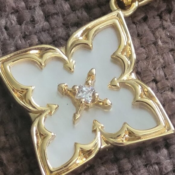 Neiman Marcus 14K Gold Plated CZ Clover Mother of Pearl Pendant - Picture 4 of 6